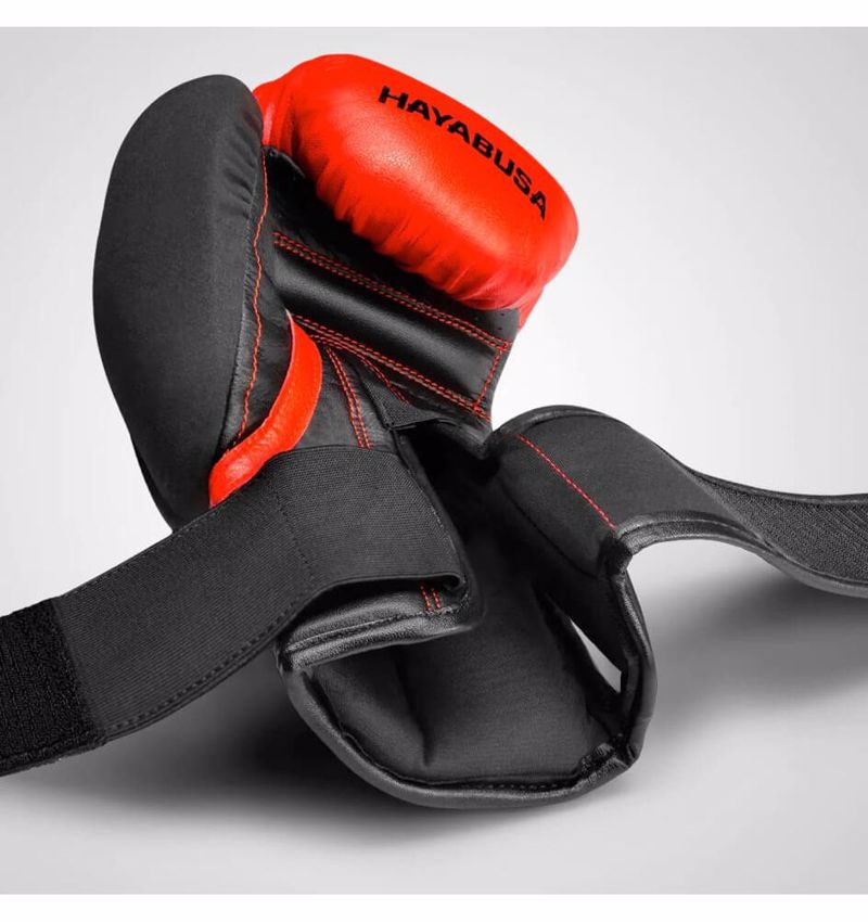 Hayabusa T3 Boxing Gloves -red